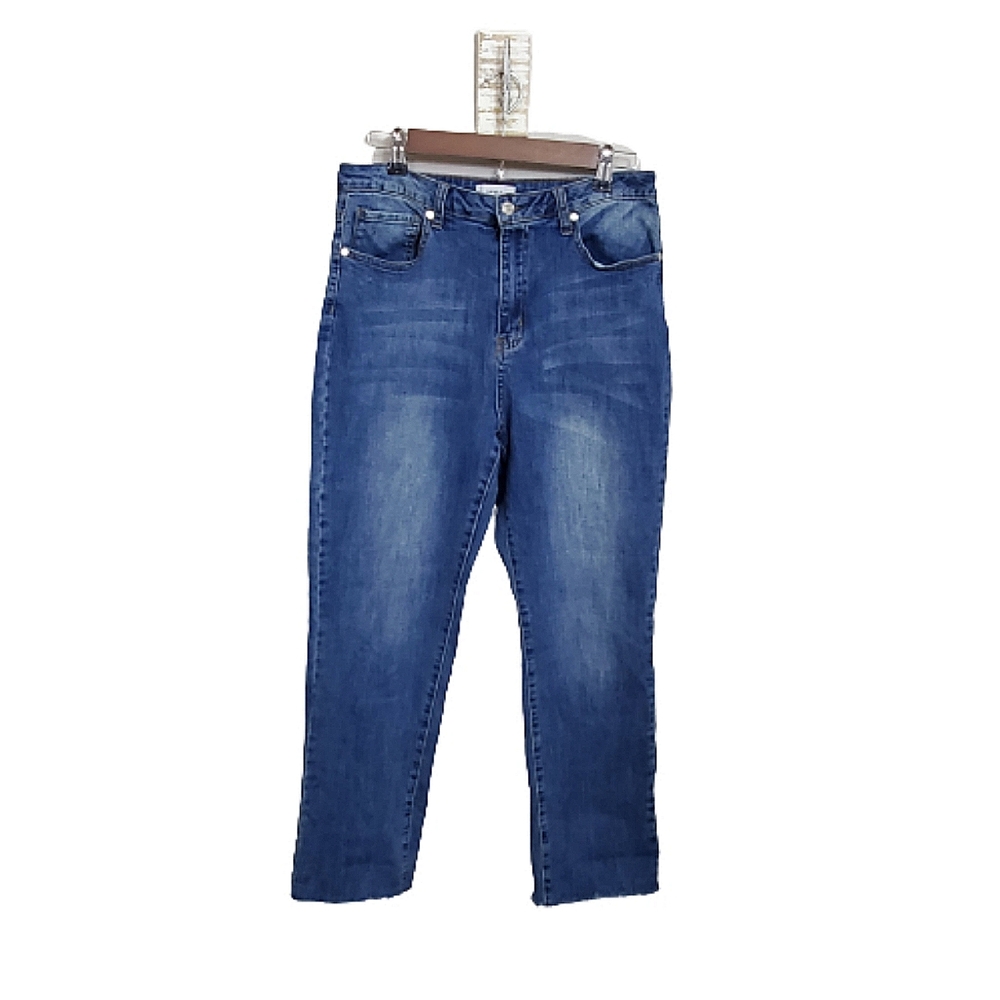 Forever 21 High Rise Cropped Jeans Sz. 31
